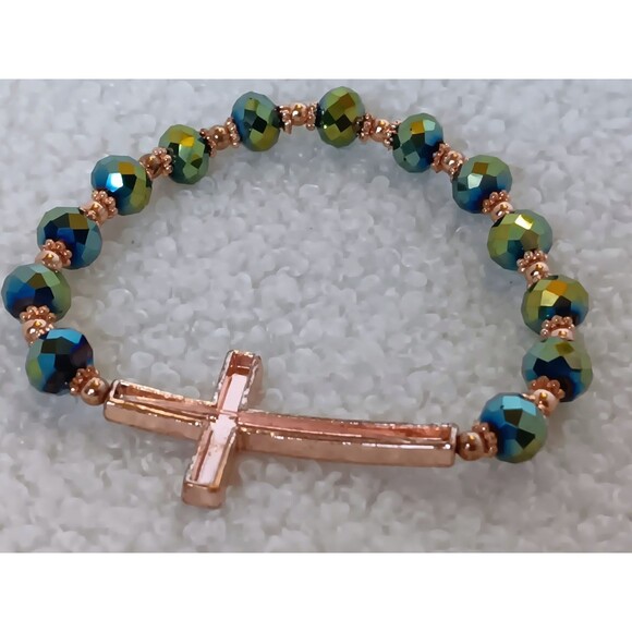 Green Oil Slick Crystal & Goldtone Rhinestone Cross Stretch Bracelet 6.5 in - Picture 6 of 9